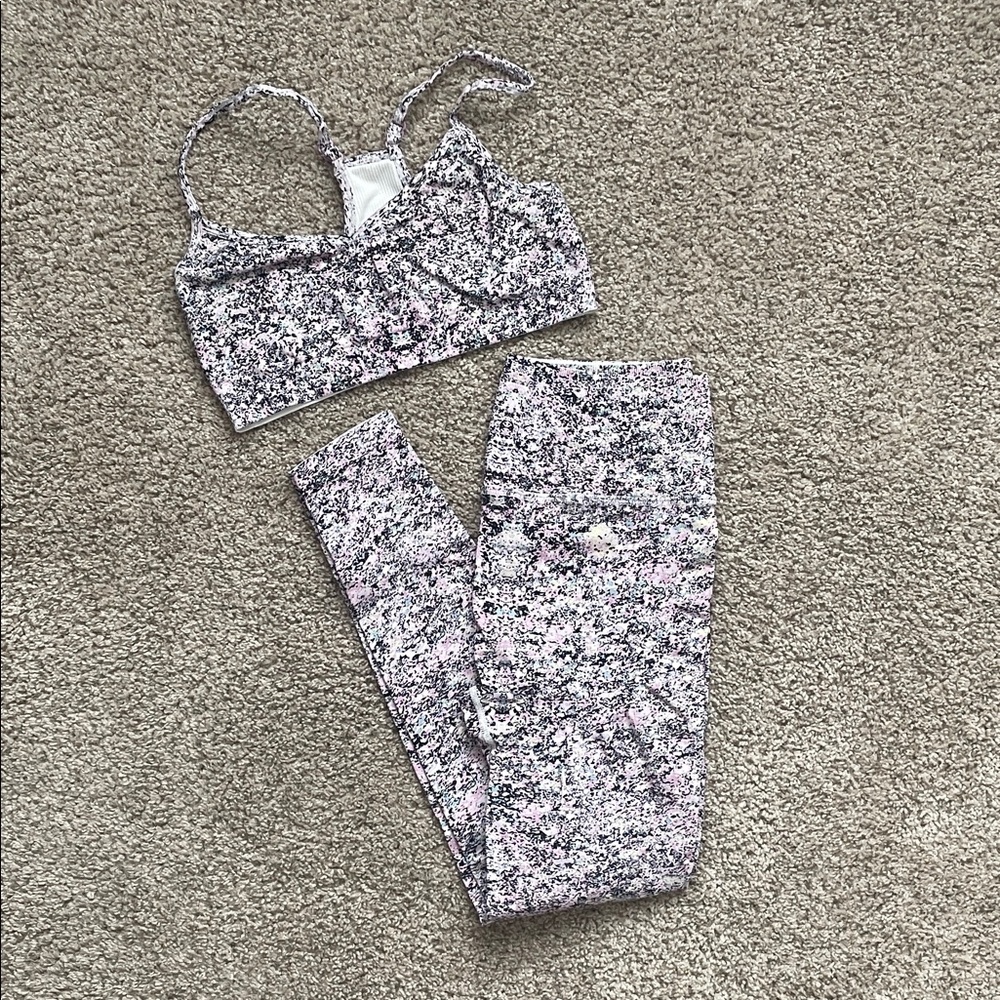 Fabletics Colorful Sports Bra and leggings Set